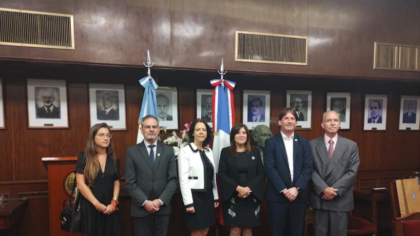 La Embajadora de Francia en Argentina fortalece alianzas con la provincia