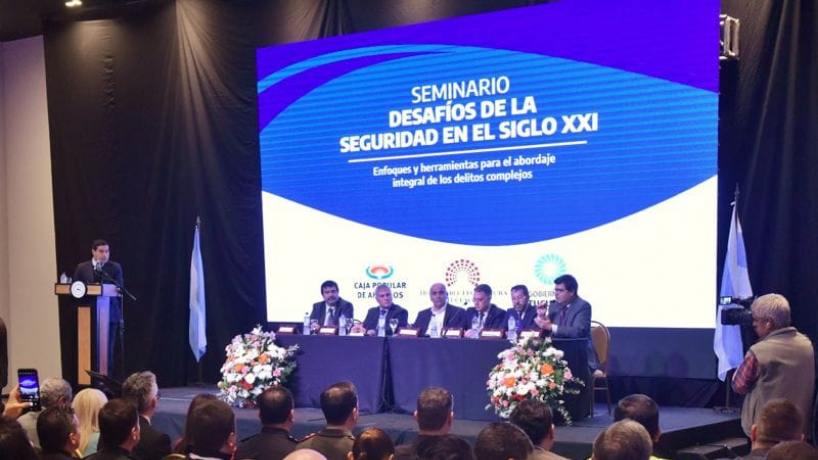 Manzur participó del lanzamiento del seminario Desafíos de la Seguridad
