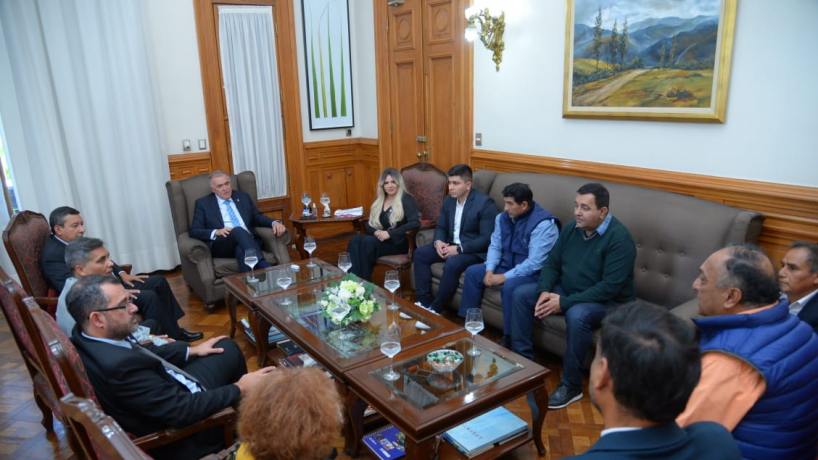 Jaldo recibió a la intendenta de Lules y a los concejales para reforzar el trabajo conjunto