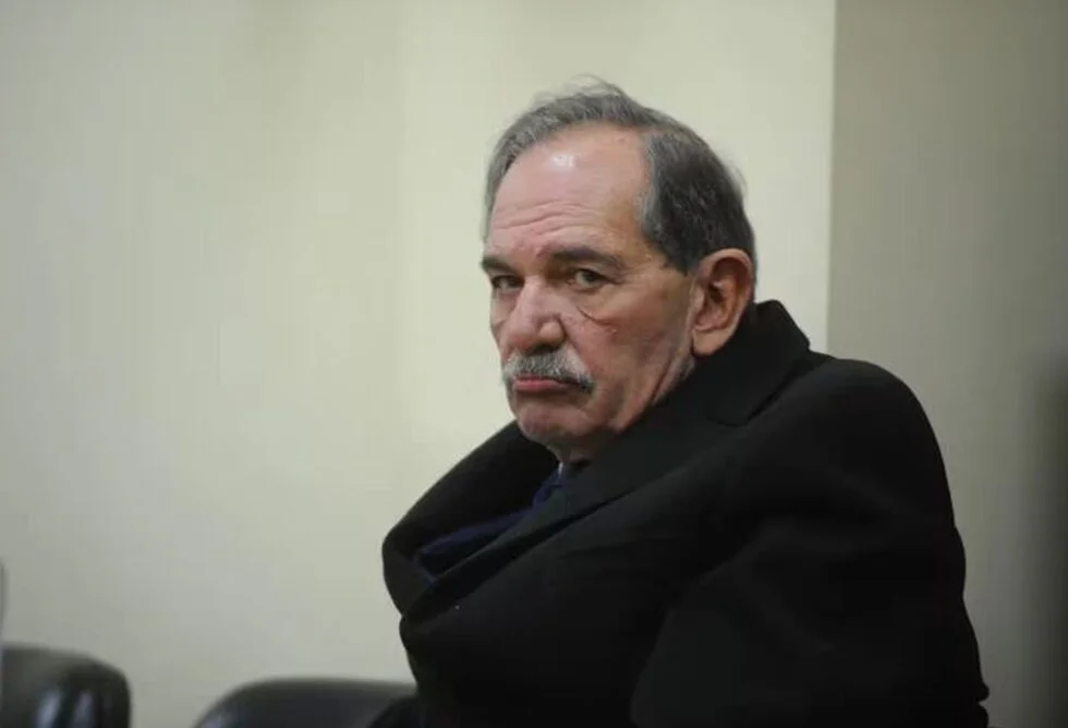 El juez se equivocó terriblemente, es como darle la libertad a Alperovich y devolverlo a la escena del crimen
