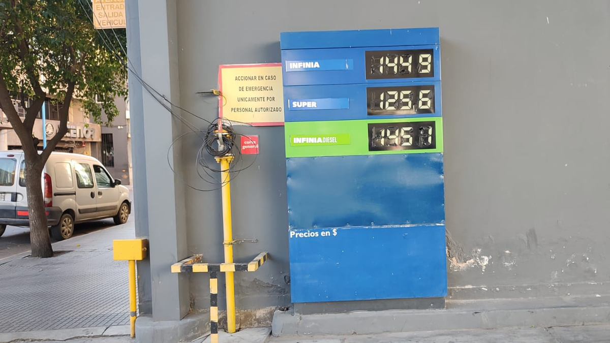 Combustibles: cómo quedaron los precios de YPF en Tucumán