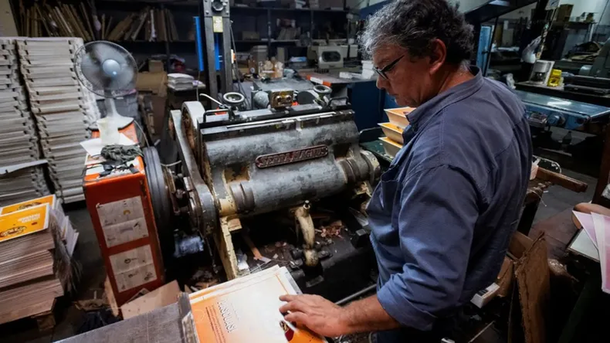 Las pymes marcan crecimiento en la economía pero no hay empleo ni consumo