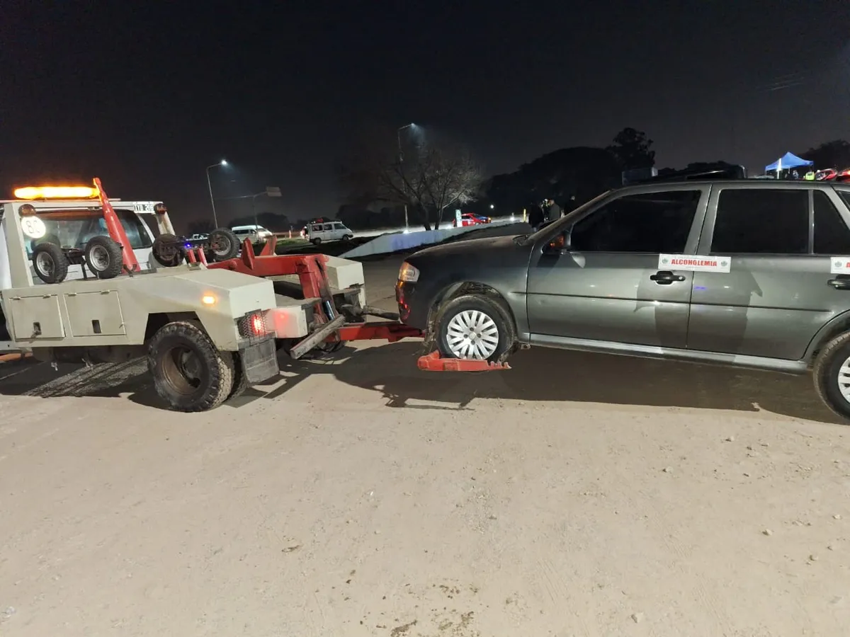 Secuestraron 37 vehículos durante controles de alcoholemia en Lastenia