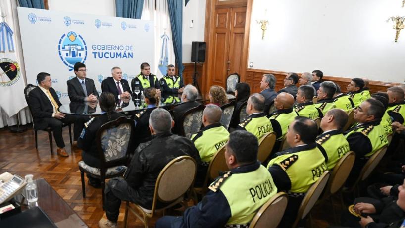 Jaldo analizó políticas de seguridad con la plana mayor de la Policía y del Servicio Penitenciario