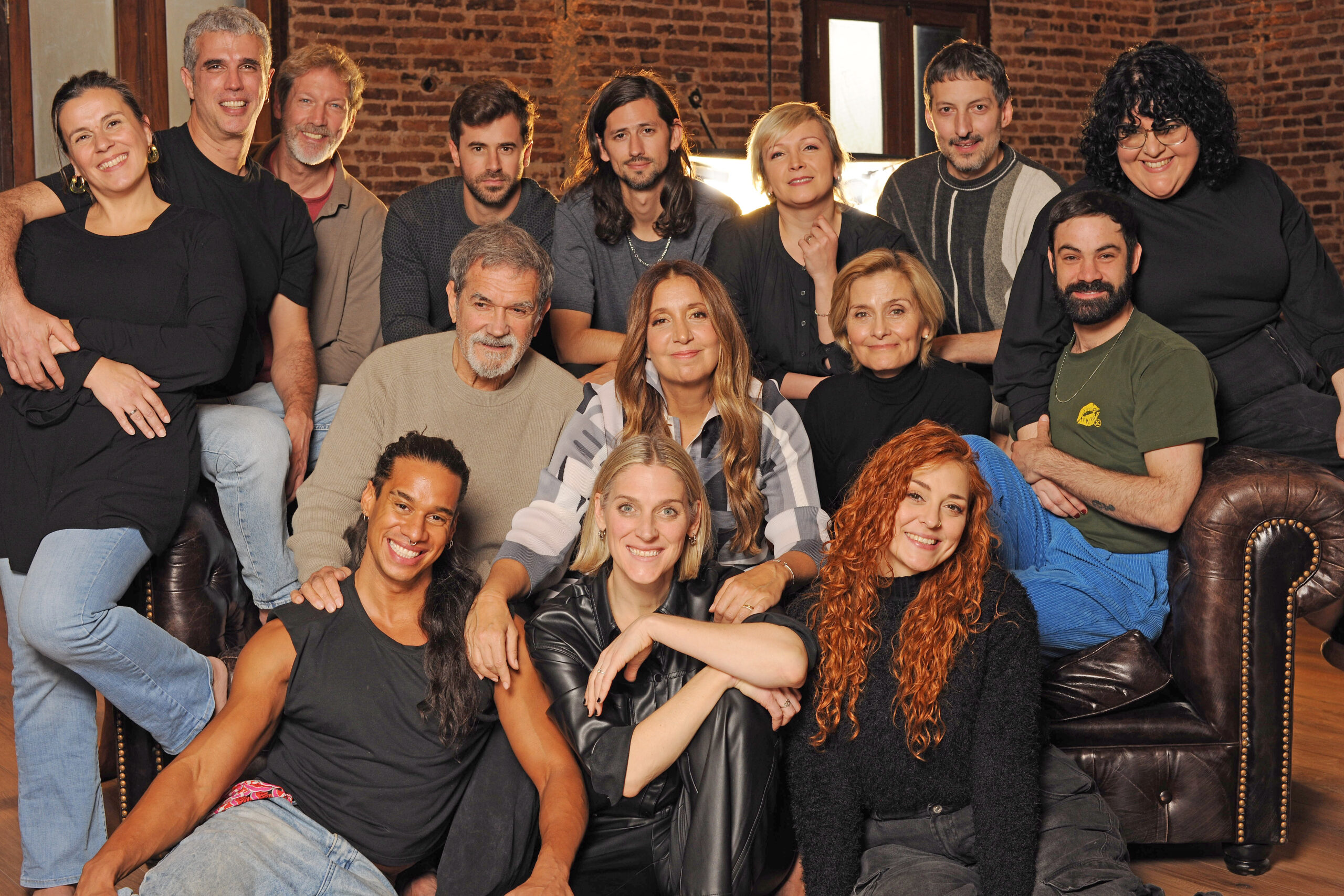 Come From Away, el musical dirigido por Carla Calabrese, llega con dos funciones a Tucumán